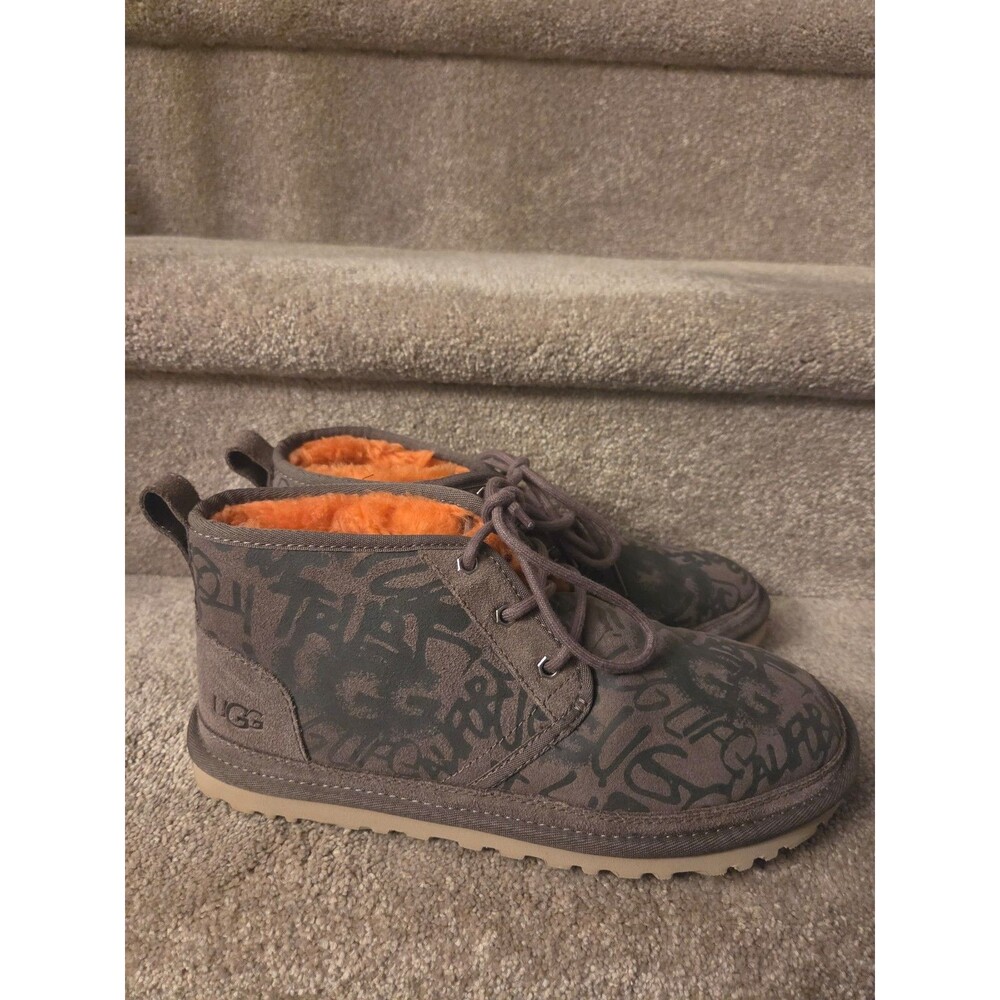 Ugg Neumel Street Graffiti Boots in Slate Colorway w/ Orange Shearling Size 10